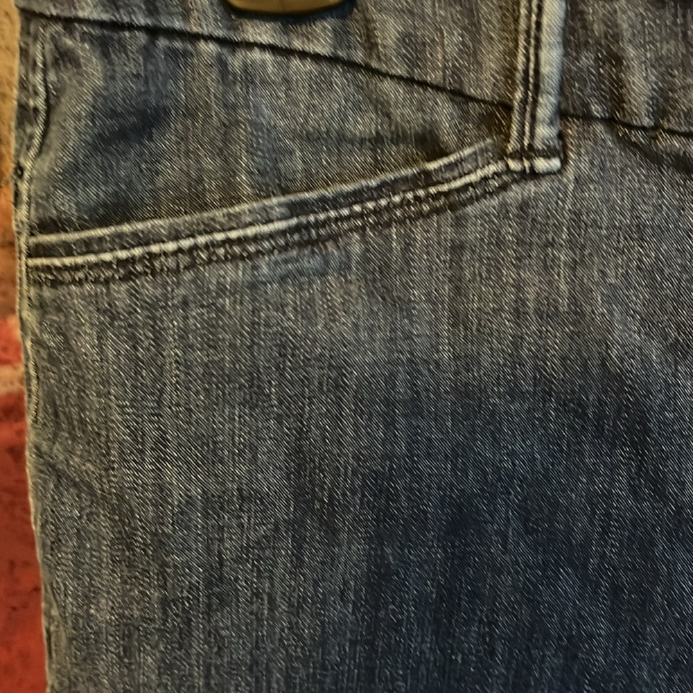 White House Black Market Blue Ankle Cropped Jeans size 4 - Picture 2 of 6